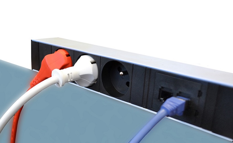 Desk-Box Power Strips — image 3